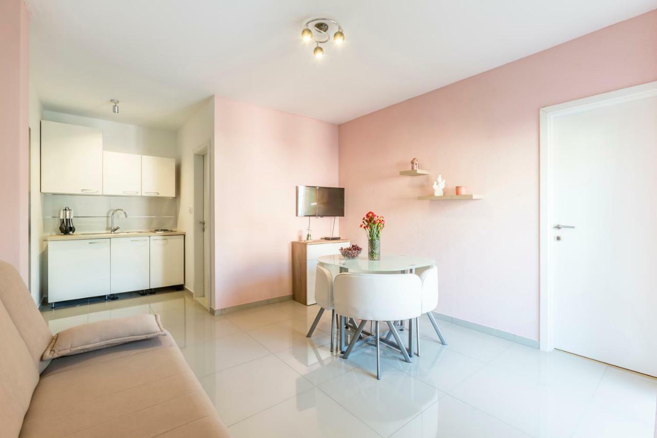 Apartments Karlo ポドストラナ 部屋 写真